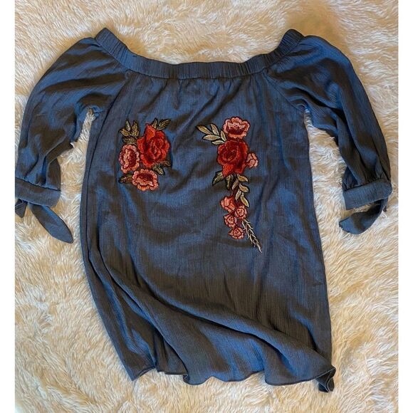 Moa Moa SZ M Woman’s Sexy Off The Shoulder Floral Embroidered Blouse/Top - Picture 2 of 11